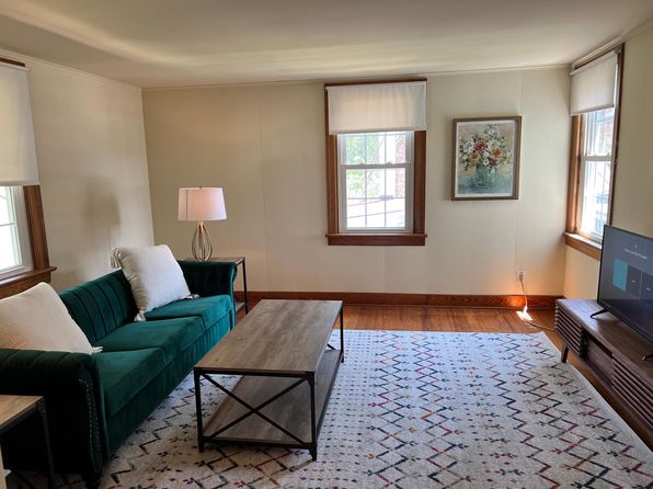 2751 Horseshoe Pike APT B