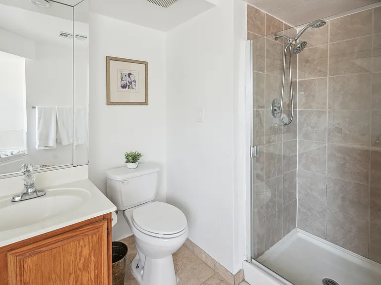 4531 E Becker Ln #A — Photo 12