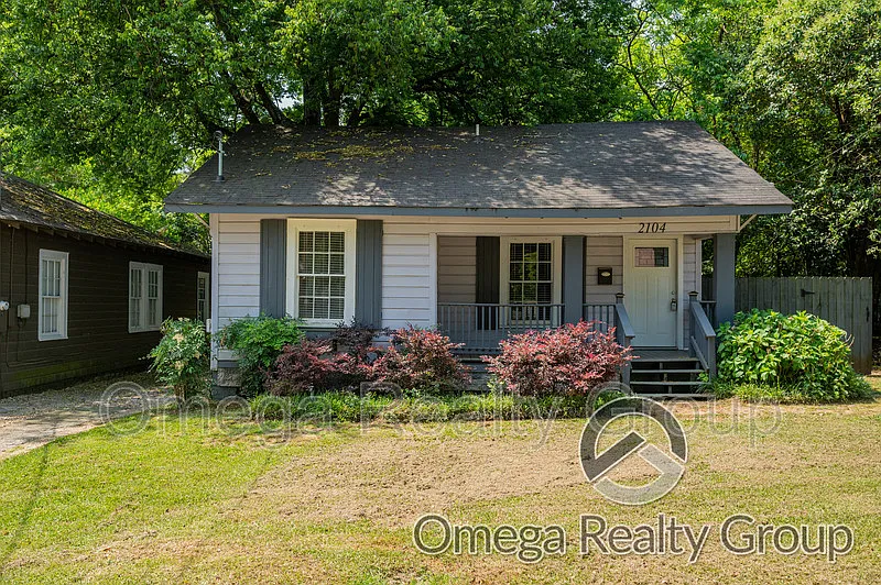 Capital Heights — Photo 1