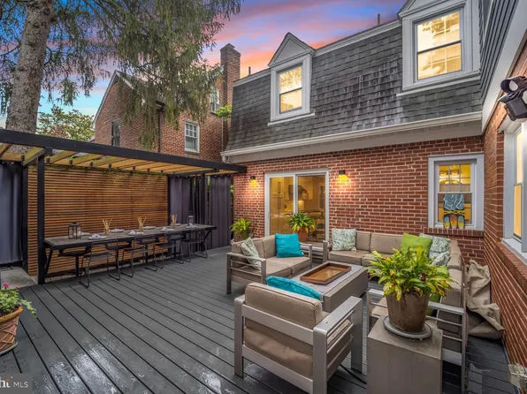 4831 Alton Pl NW, Washington, DC 20016