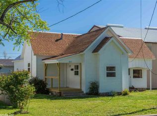 602 4th St, Mena, AR 71953