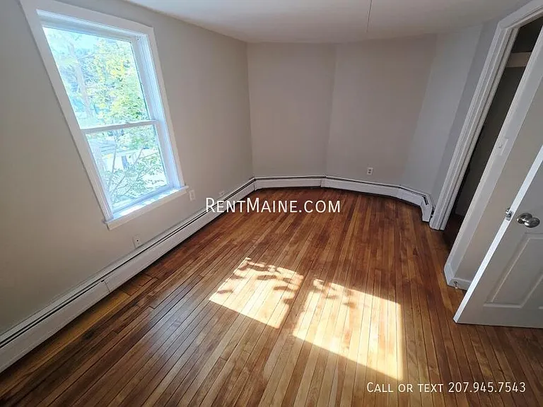 95 Center St #1 — Photo 7