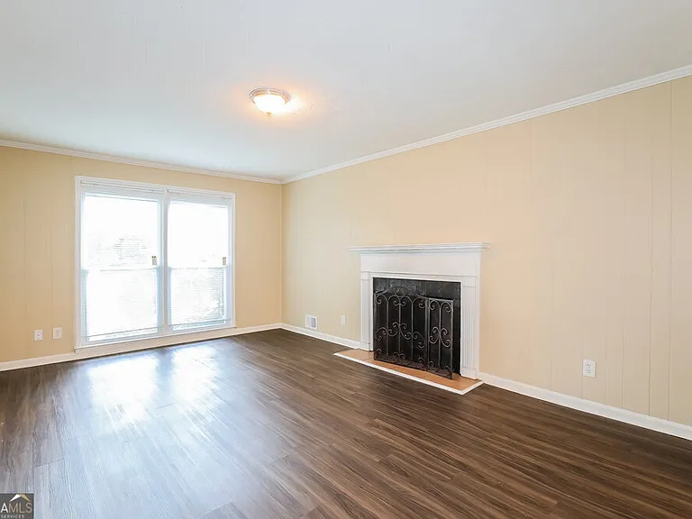 3358 Creekway Dr — Photo 4
