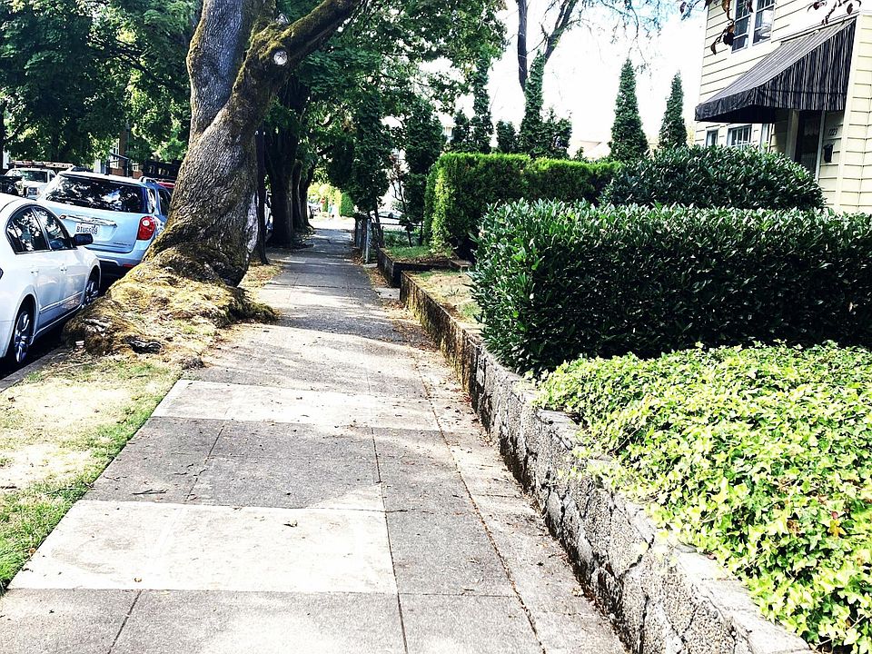 WIDE SIDEWALKS - TREE LINED STREETS IN HEART OF IRVINGTON.
ONE BLOCK NORTH OF BROADWAY