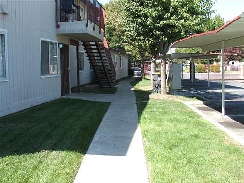 5th image of 5323 Carrington Cir APT 10