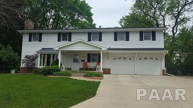 261 E Hazelwood St photo 1