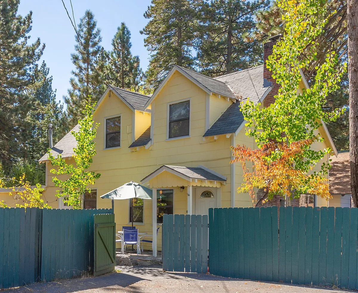 Building Photo - 8132 Steelhead Ave