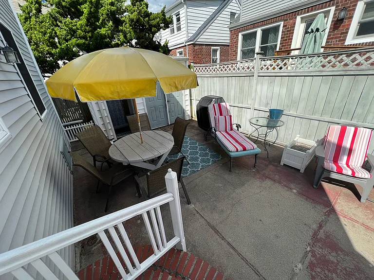 116 Hewlett Ave #1 — Photo 8