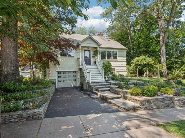 347 Scudder Avenue, Northport, NY 11768