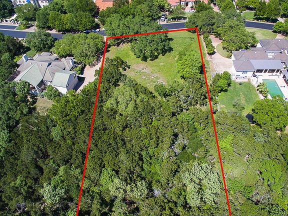 5th image of 15909 Chateau Ave