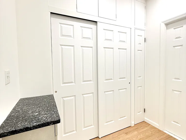 2 Doscher St #5 — Photo 15