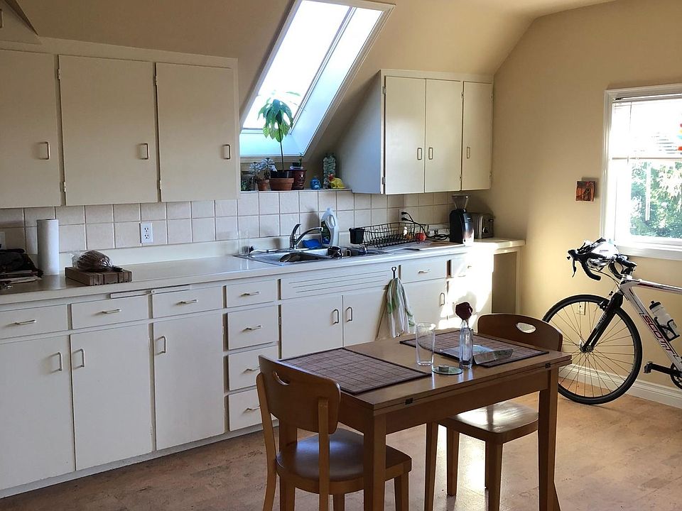 Sunny and spacious