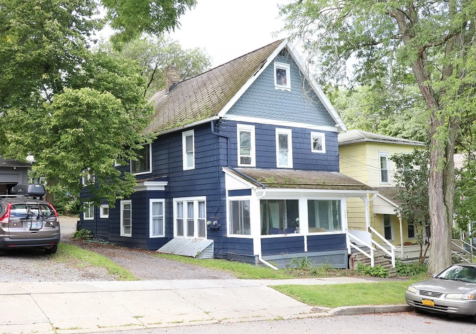 123 Columbia St — Photo 1