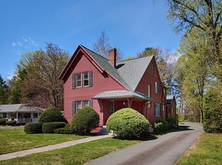 11 Glendale St, Easthampton, MA 01027