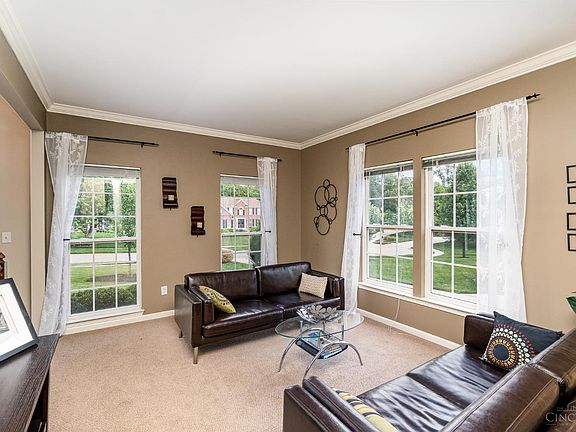 3rd image of 5660 Miss Royal Pass Dr