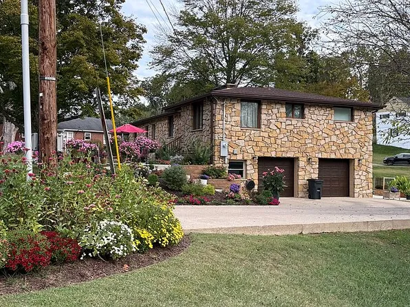 855 Sweet Acres Dr, Saint Albans, WV 25177