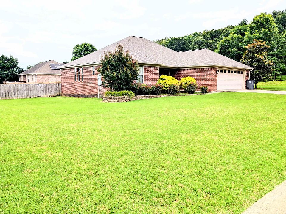 1st image of 50 Rebecca Ln