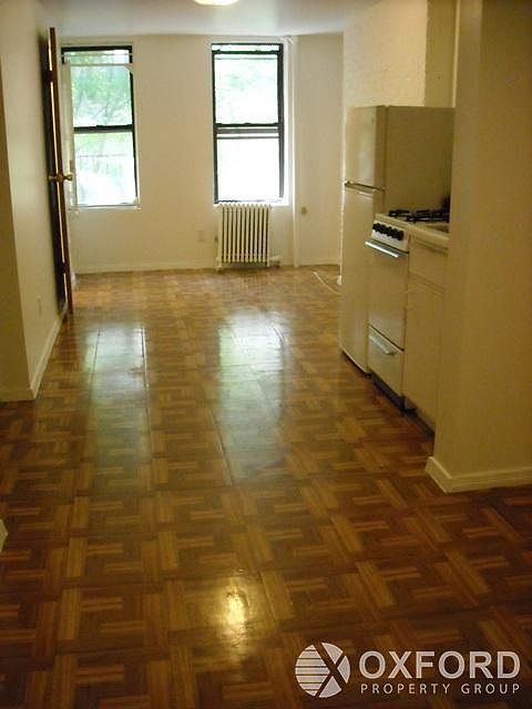 2nd image of 312 E 6th St APT B2