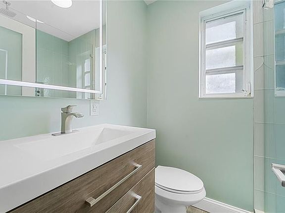 5th image of 1525 Pennsylvania Ave APT 16