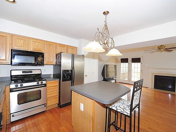 Kitchen w/ SS Appliances