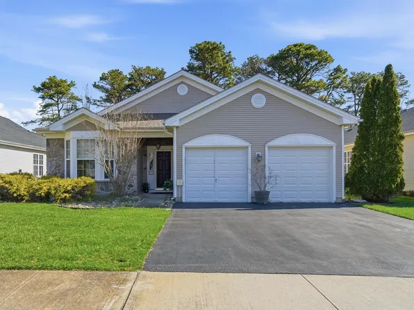 102 Warwick Rd, Galloway, NJ 08205