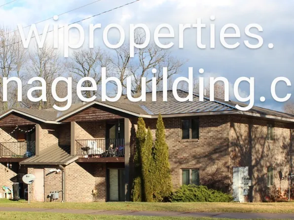 300 McKinley St, Iola, WI