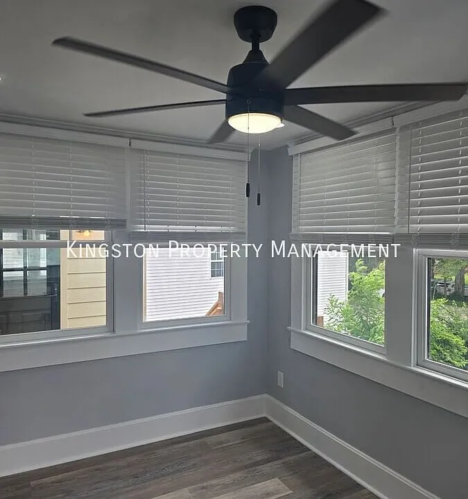 451 E Maxwell St #1202