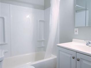 1330 W Waterloo Rd APT 6, Akron, OH 44314