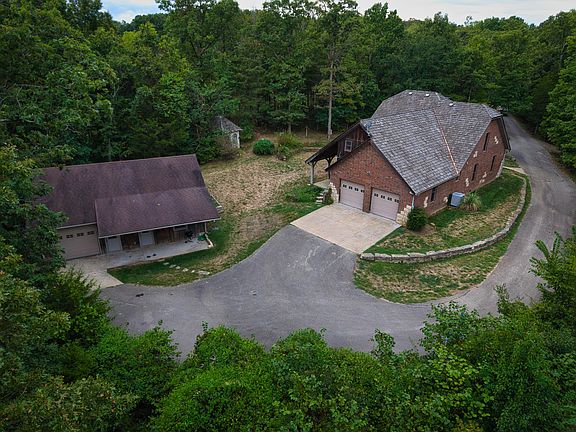 2nd image of 646 Rosewood Drive