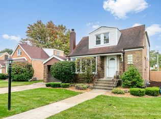 4343 W 109th St, Oak Lawn, IL 60453