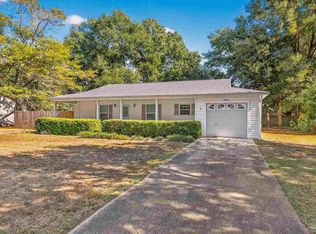 5898 Cedar Tree Dr, Milton, FL 32570