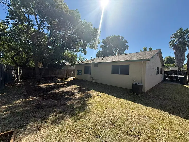 3548 Contempo Dr — Photo 13