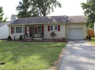1155 S Stewart Ave, Springfield, MO 65804