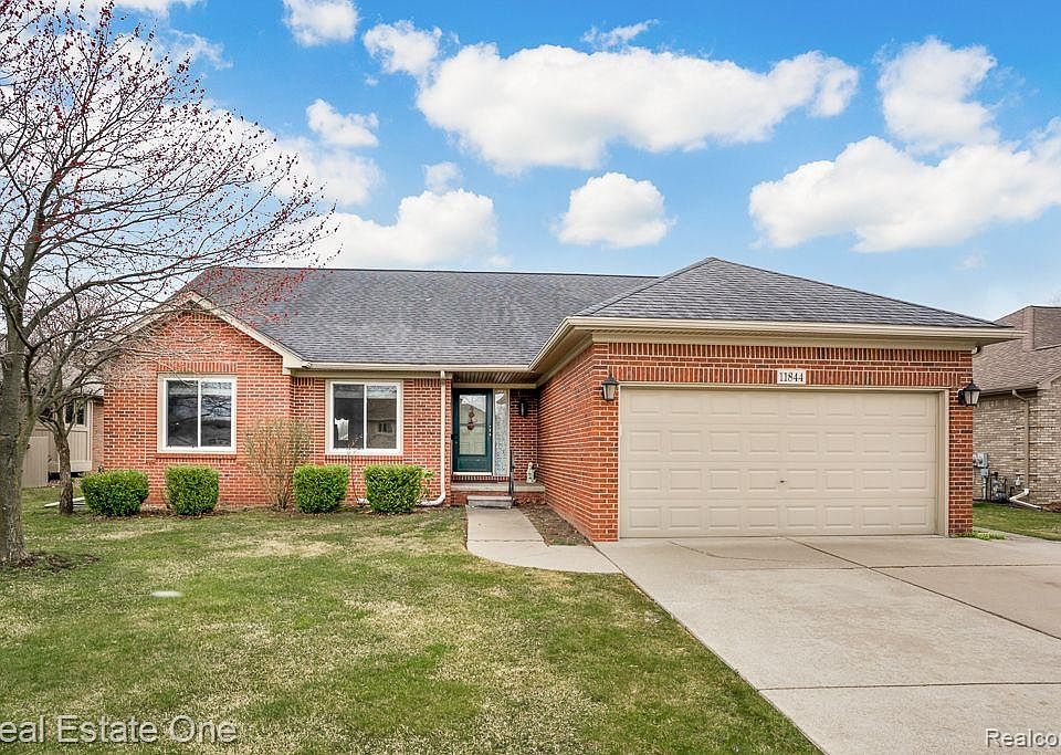 1st image of 11844 Sara Ln