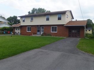 6429 Wells Dr, East Syracuse, NY 13057