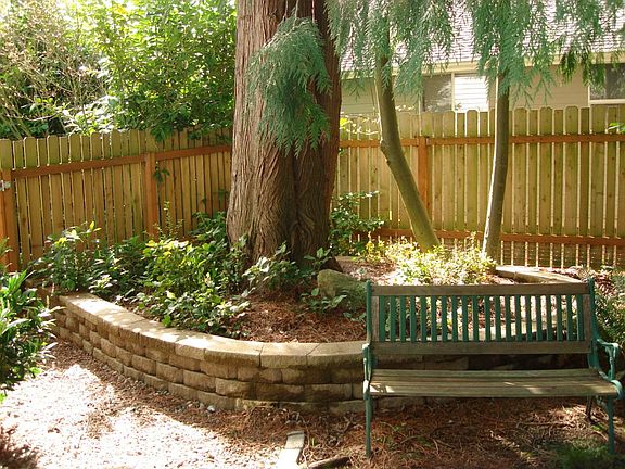 4th image of 31 Warbler Ln