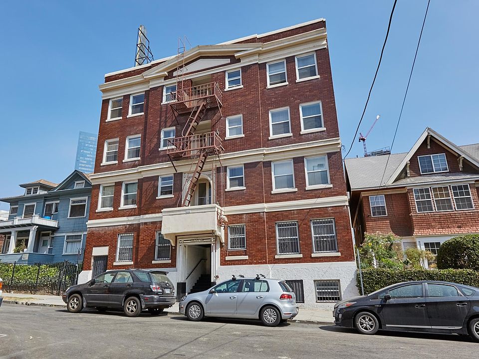 1st image of 722 Hartford Ave #206
