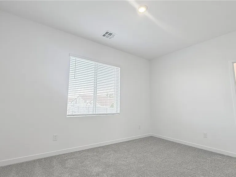 8388 Caldera Hills Ave — Photo 16