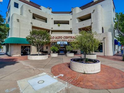 155 California Ave #G200, Palo Alto, CA, 94306