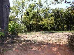 222 2nd Ave SE, Hickory, NC 28602