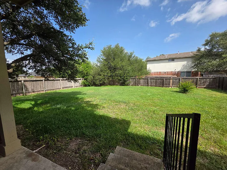 1187 Stone Forest Trl — Photo 16