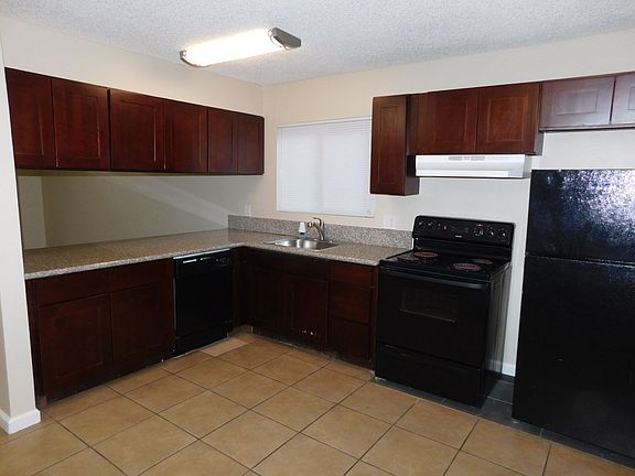 2nd image of 5228 Greene Ln APT B