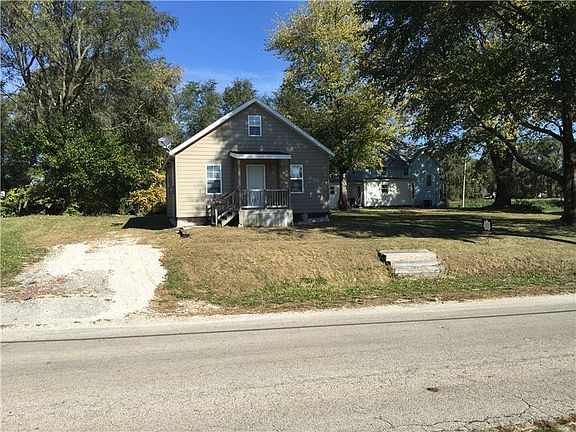 2nd image of 612 E 8th Ave