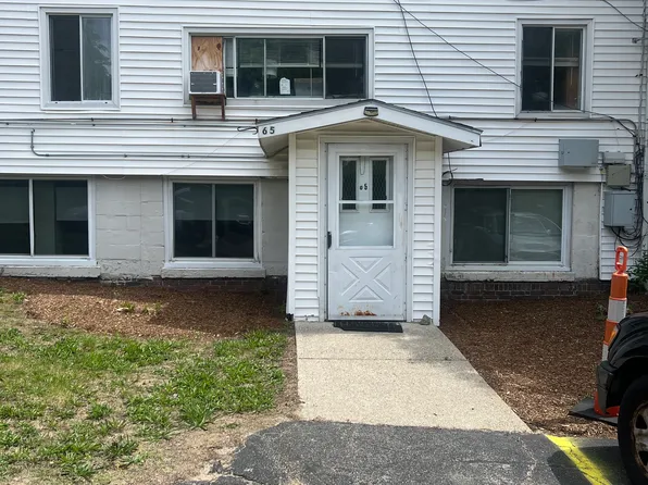 65 Curve St, Millis, MA