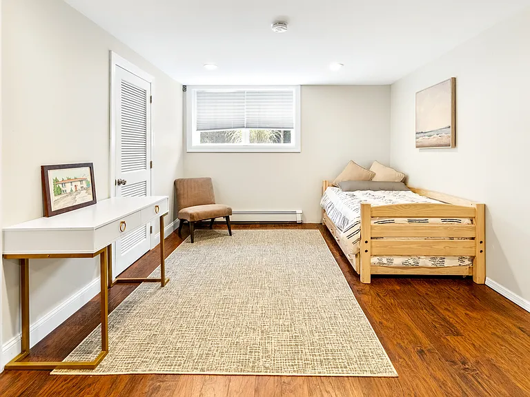 43 Shinnecock Rd — Photo 16
