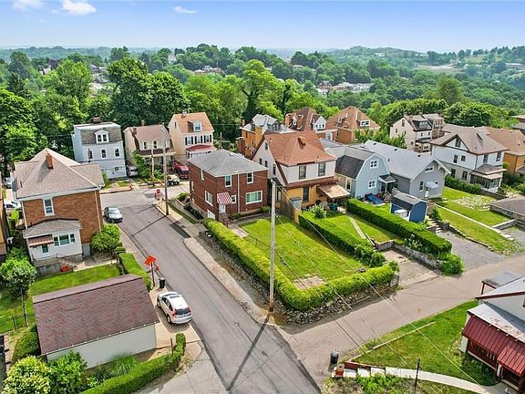 3rd image of 221 Martsolf Ave