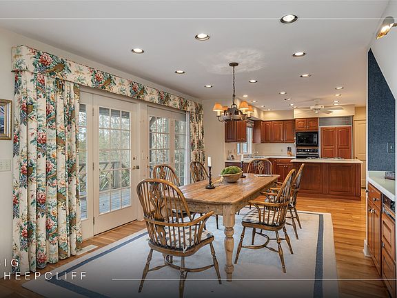 4th image of 159 Kerry Hill Road