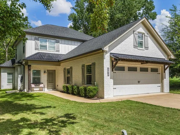2761 Summerfield Pl, Phenix City, AL 36867