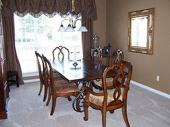 3rd image of 6873 Cedar Cove Dr