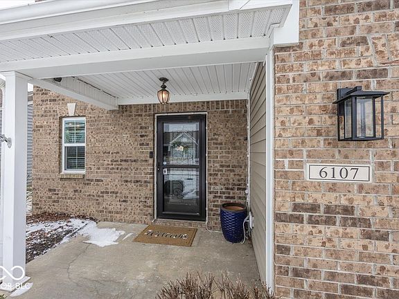 2nd image of 6107 Pebblebrooke Rd